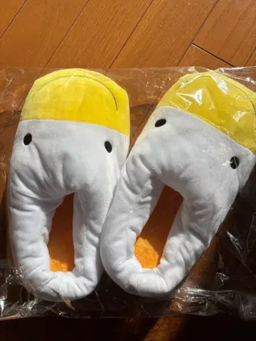 금색의 갓슈 원화전 캔쵸메 슬리퍼