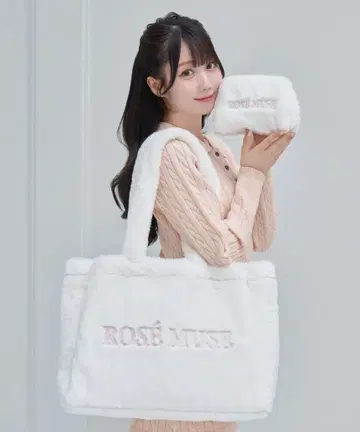RoseMuse logo emb fur big tote