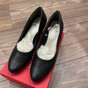 블랙 스틸레토 하이힐 약 6cm