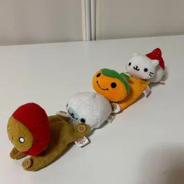 캡슐 토이 후르츠와 동물 봉제 인형 4체 세트