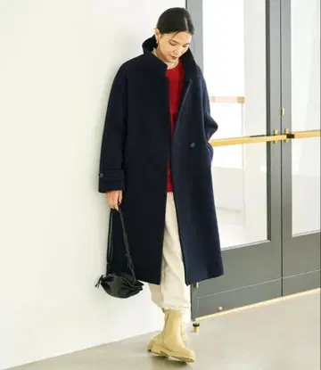 거의 미사용 소프트 멜톤 스탠드 카라 코트