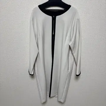 [택 포함 새상품] 야마다야 FENNEL 사이즈 9호 화이트 아우터