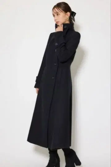 [ 거의 미사용 ] rienda25 오버넥 신데렐라 라인 코트 S 블랙