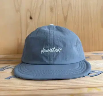 this is my sports wear MEGANE ROCK CAP