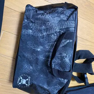 블랙 컬러 레오파드 무늬 바디백 웨스트 파우치 백 인 백