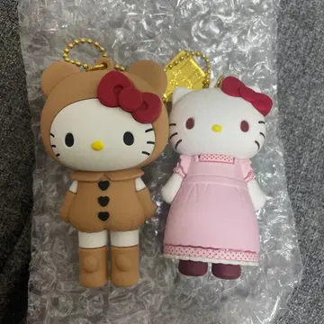 헬로키티전 시크릿 마스코트 참 A 곰 수트 에이프런