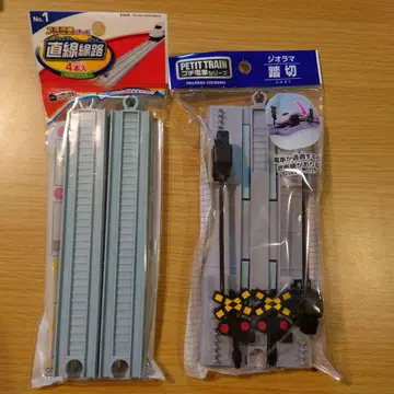 다이소 프티 기차 직선 선로 건널목 세트