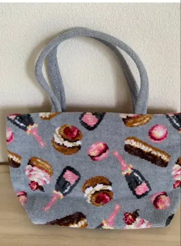 페이 라 스위츠 패턴 그레이 토트백