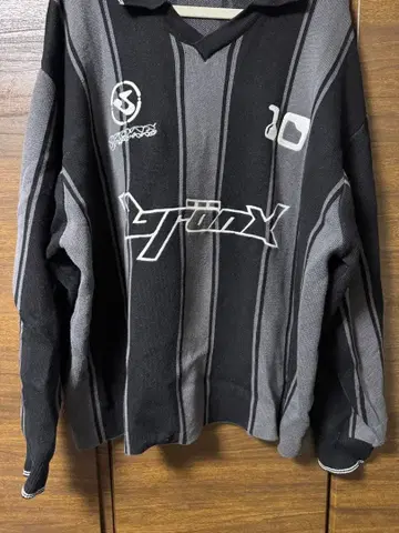 스트라이프 니트 긴팔