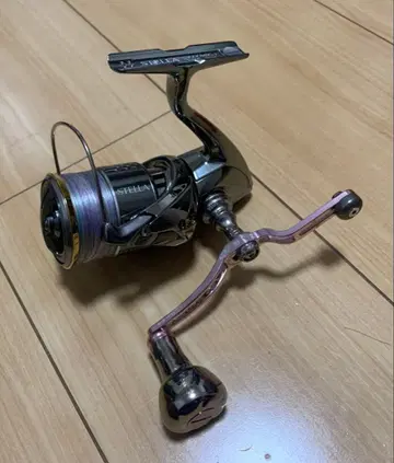 시마노 18 스텔라 C3000MHG 리브 커스텀 사쿠라 리미티드