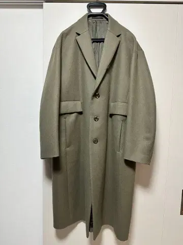 KAZUYUKI KUMAGAI 캐시미어 혼방 평 이중 멜톤 체스터 코트