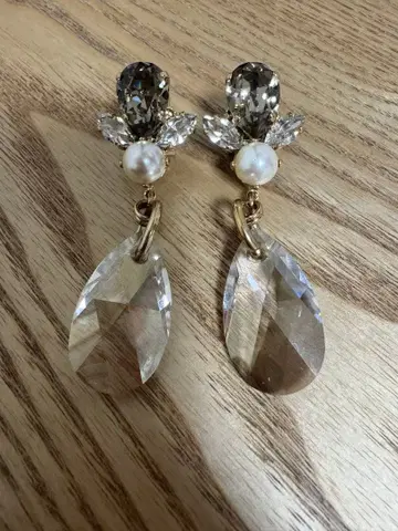 크리스탈 펄 드롭 귀걸이