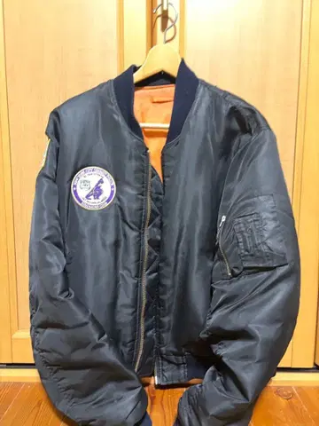 MA-1 플라이트 자켓 네이비
