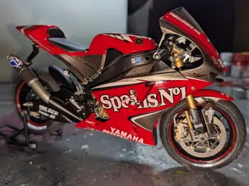 타미야 04 YZR-M1 체카 사양 완성품