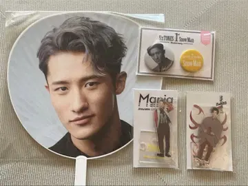 Snow Man 부채, 아크릴 스탠드, 캔뱃지 세트 이와모토 히카루