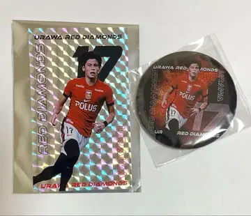 우라와 레즈 17 코모리 히켄 스타디움 가챠 홀로 캔뱃지 홀로 스티커