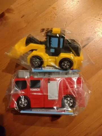 [ 새상품 미사용 ] 첫 토미카 소방차 휠로더