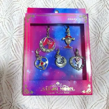 미개봉 새상품 세일러문 참 세트 USJ 유니버셜