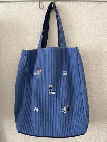 패밀리아 비오는날 포르투 pionunnal 백