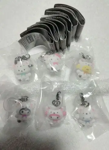 메지루시 액세서리 산리오 캐릭터즈 후와후와 스노우 컴프 세트