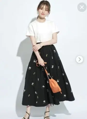 아푸와이저 리셰 마가렛 자수 스커트 사이즈 1