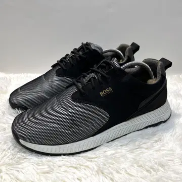 새상품급 HUGO BOSS 휴고보스 스니커즈 42