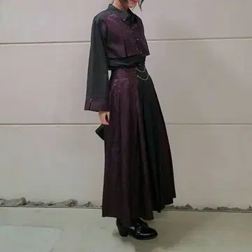 자카드 절개 플레어 소매 블라우스 덤 스커트 포함