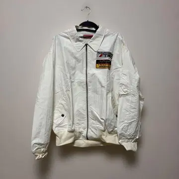 TRD 화이트 자켓 L 사이즈