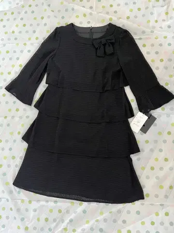 [미착용 새상품] 시착만 한 상품 원피스 블랙 검정