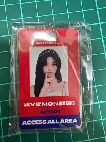 BABYMONSTER 아현 [회장 한정판] 캡슐 토이 키링