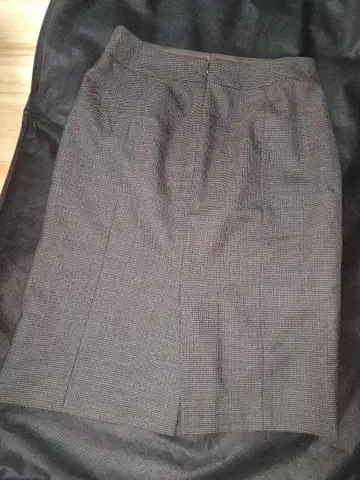 n line Precious 체크 무늬 타이트 스커트