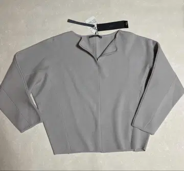 BOSCH 니트 상의 정가 32,000엔 새상품