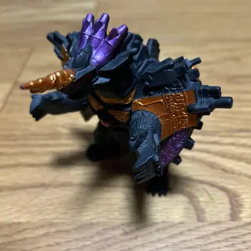 길바리스 울트라 괴수 500 시리즈 생산 종료 소프트 비닐