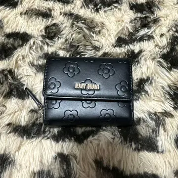 MARY QUANT 블랙 3단 폴더형 지갑