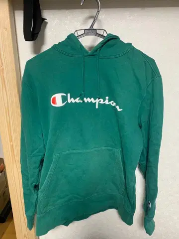 Champion 그린 후드티 L 사이즈