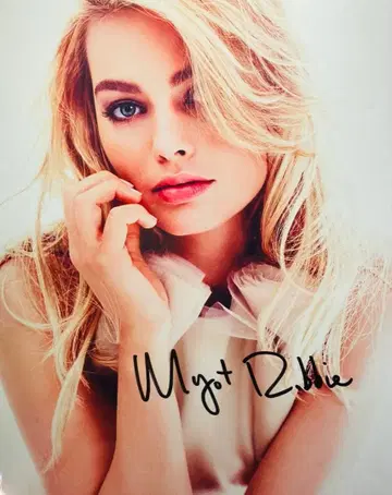 마고 로비 친필 사인 사진 할리 퀸 o3h
