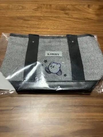 별의 커비 블랙 프라이데이 트위드 토트백 미사용 새상품