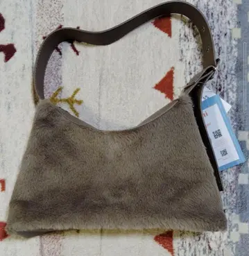 시마무라 rumi x Lutique 퍼 백 베이지 미사용 새상품