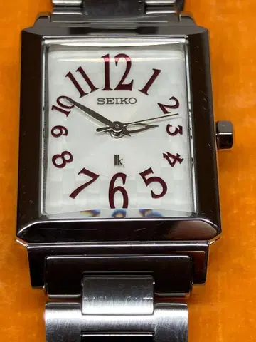 [배터리 교체 완료] SEIKO 루키아 아날로그 손목시계 실버