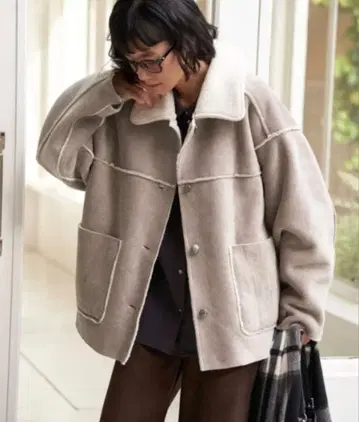 LBC 보아 코듀로이 리버서블 카라 부착 자켓 베이지 M