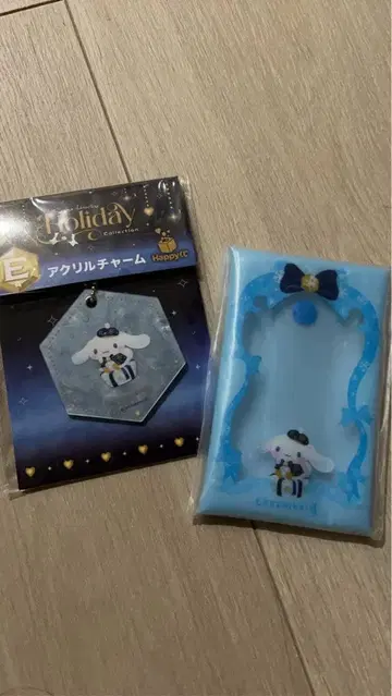 시나모롤 아크릴 참 & 케이스 세트