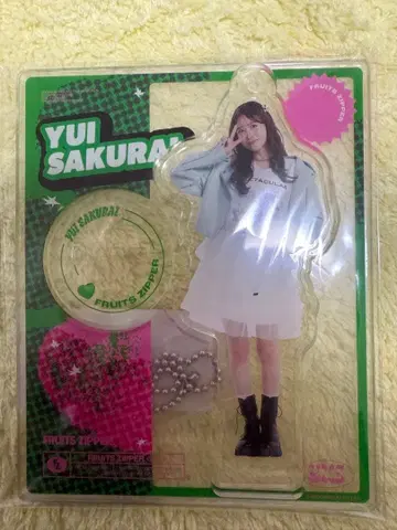 FRUITS ZIPPER 사쿠라이 유이 아크릴 스탠드