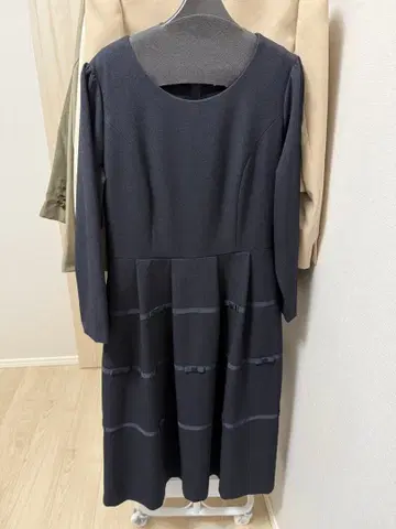 로즈 티아라 원피스