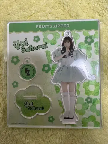FRUITS ZIPPER 사쿠라이 유이 아크릴 스탠드