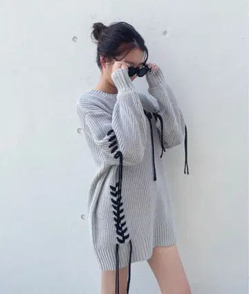 원 웨이 스티치 니트 원피스 그레이