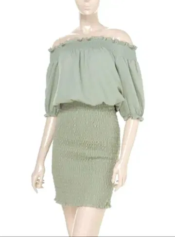 [ Delyle NOIR ] 오프숄더 셔링 원피스 카키