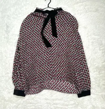 DAMA collection 플리츠 보타이 블라우스 15R 벨벳