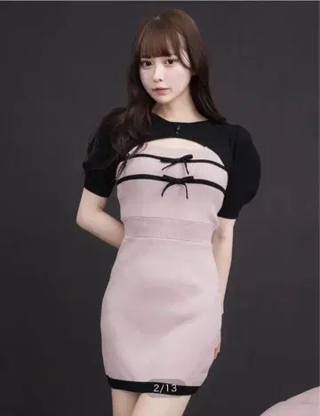 pium 핑크와 블랙 리본 포함 미니 원피스