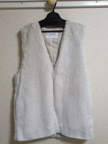 OPAQUE.CLIP 오파크 클립 퍼 베스트