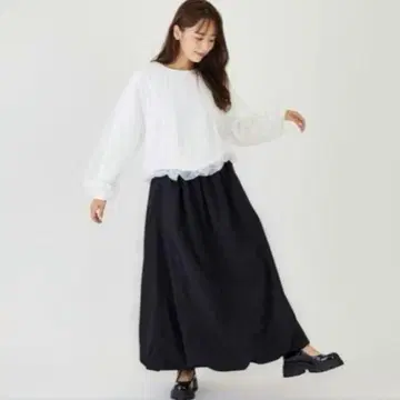 petit main LIEN [ AJUGA. ] 긴팔 화이트 블라우스